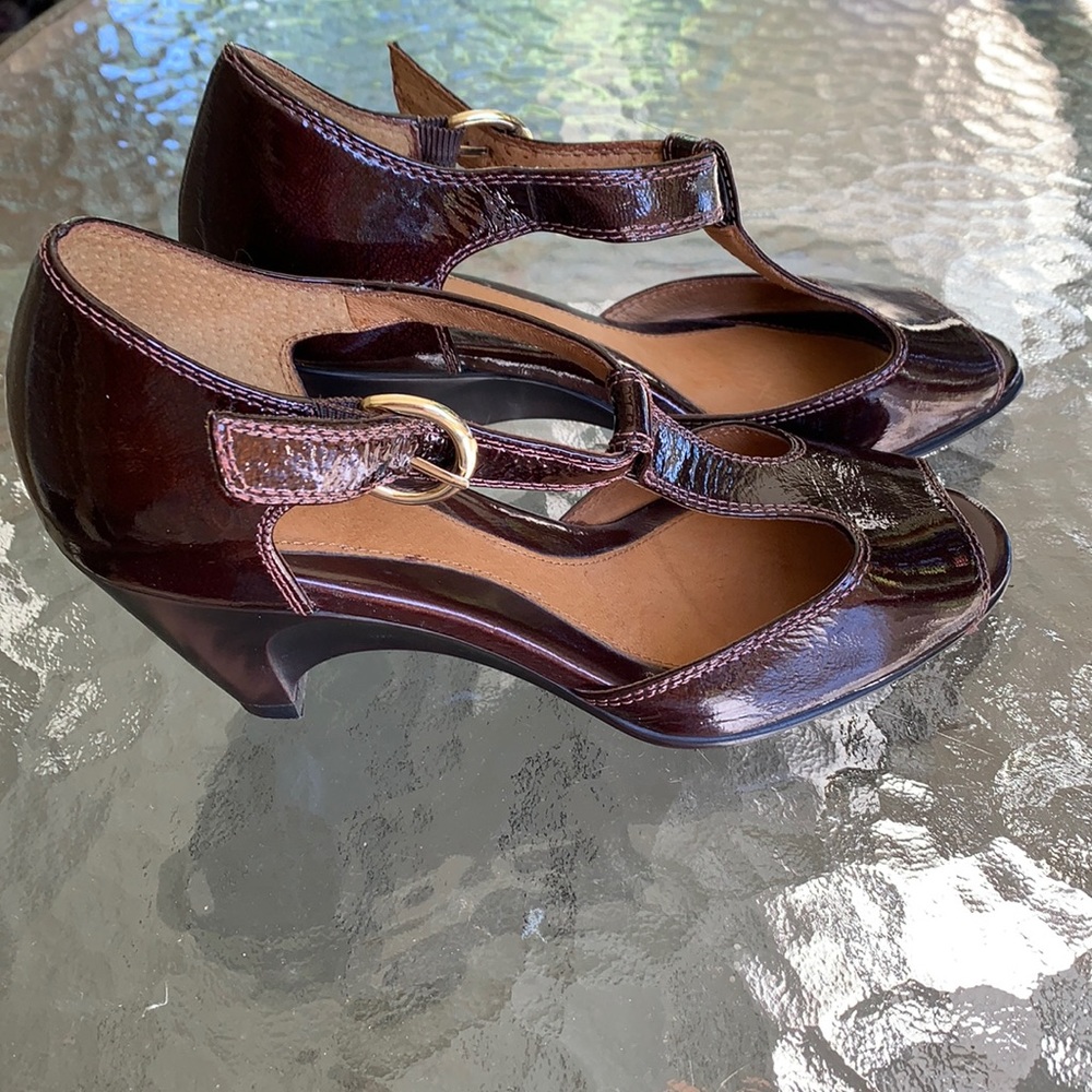 Sofft Leather Bronze 3” heels shoes Women’s size 7